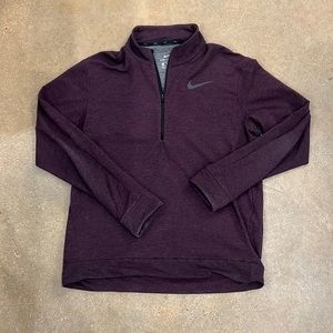 Nike Dri-Fit Golf 1/4 Zip. Size Large. Woven texture on the inside.